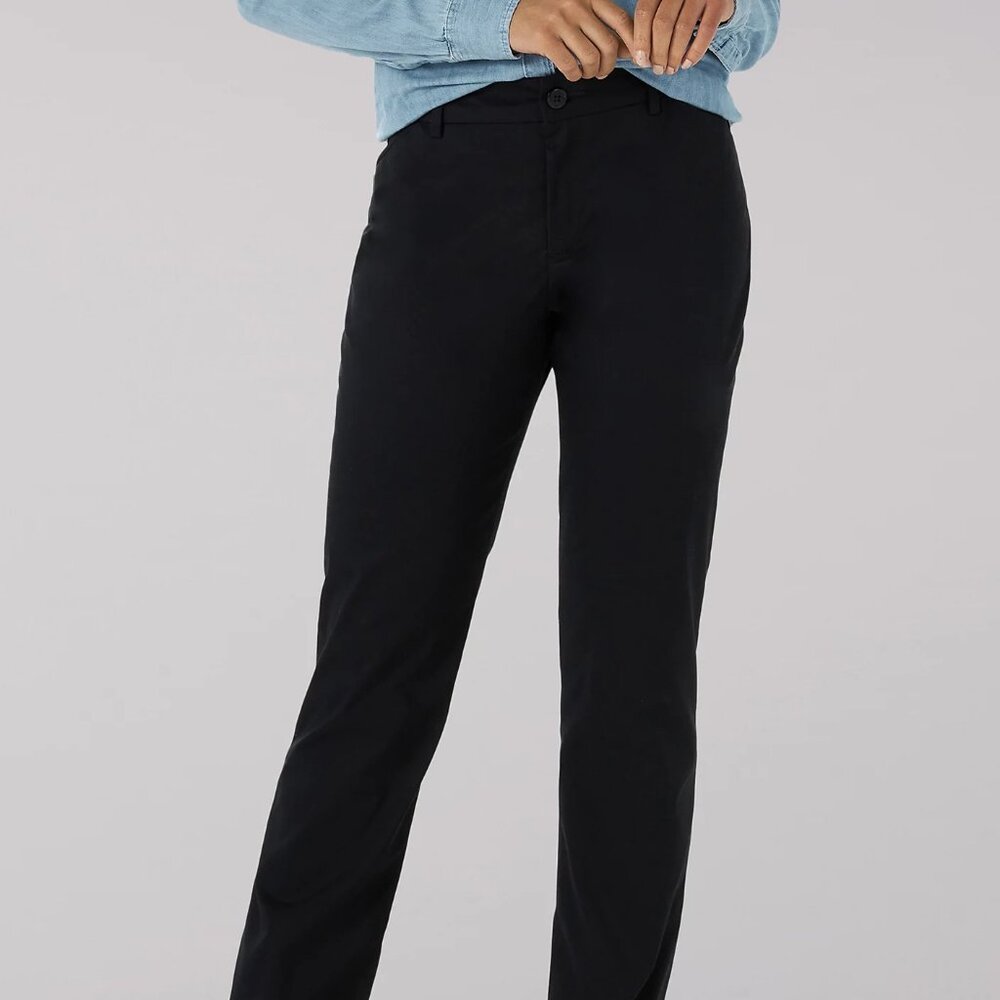 Lee Women's Wrinkle Free Relaxed Fit Straight Leg Pant - black